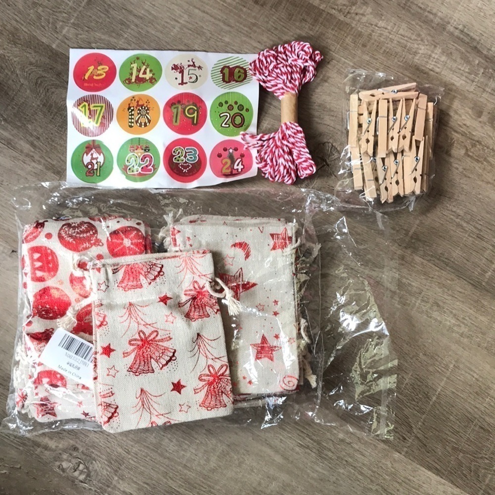 DIY advent calendar great for kids countdown to Christmas 25 days till Christmas